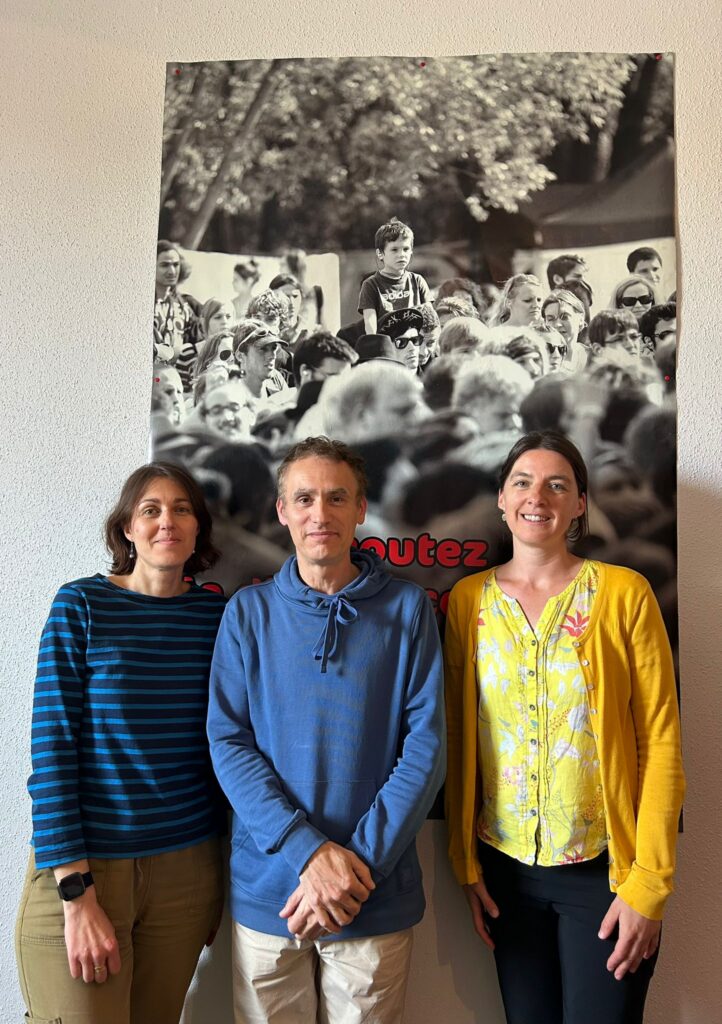 photo podcast parentalité et sinon la famille ça va bien ?